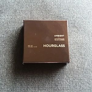Hourglass Ambient Lighting Blush